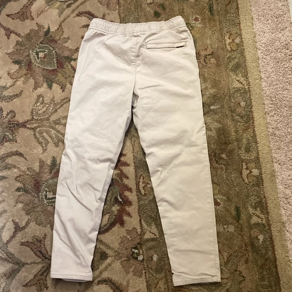NWOT! Old Navy Built-in Flex Tapered Tech Pants for Boys.